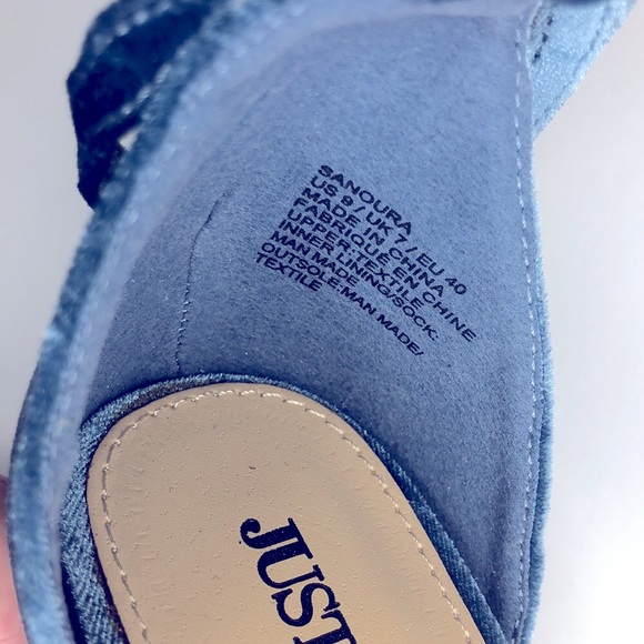 DONATED 💙 JUSTFAB - Sanoura Velvet Low Block Heel Sandal - Picture 9 of 9